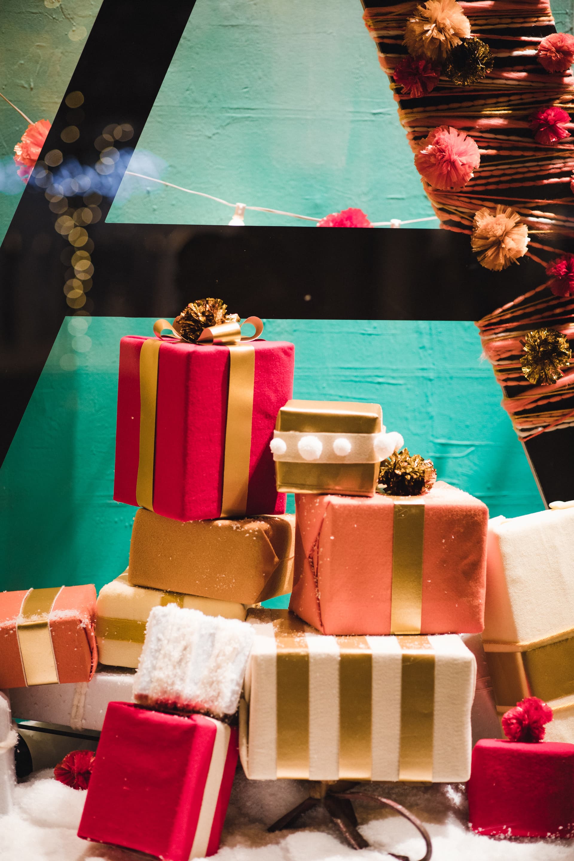 Gifty: Gift Wrap & Options